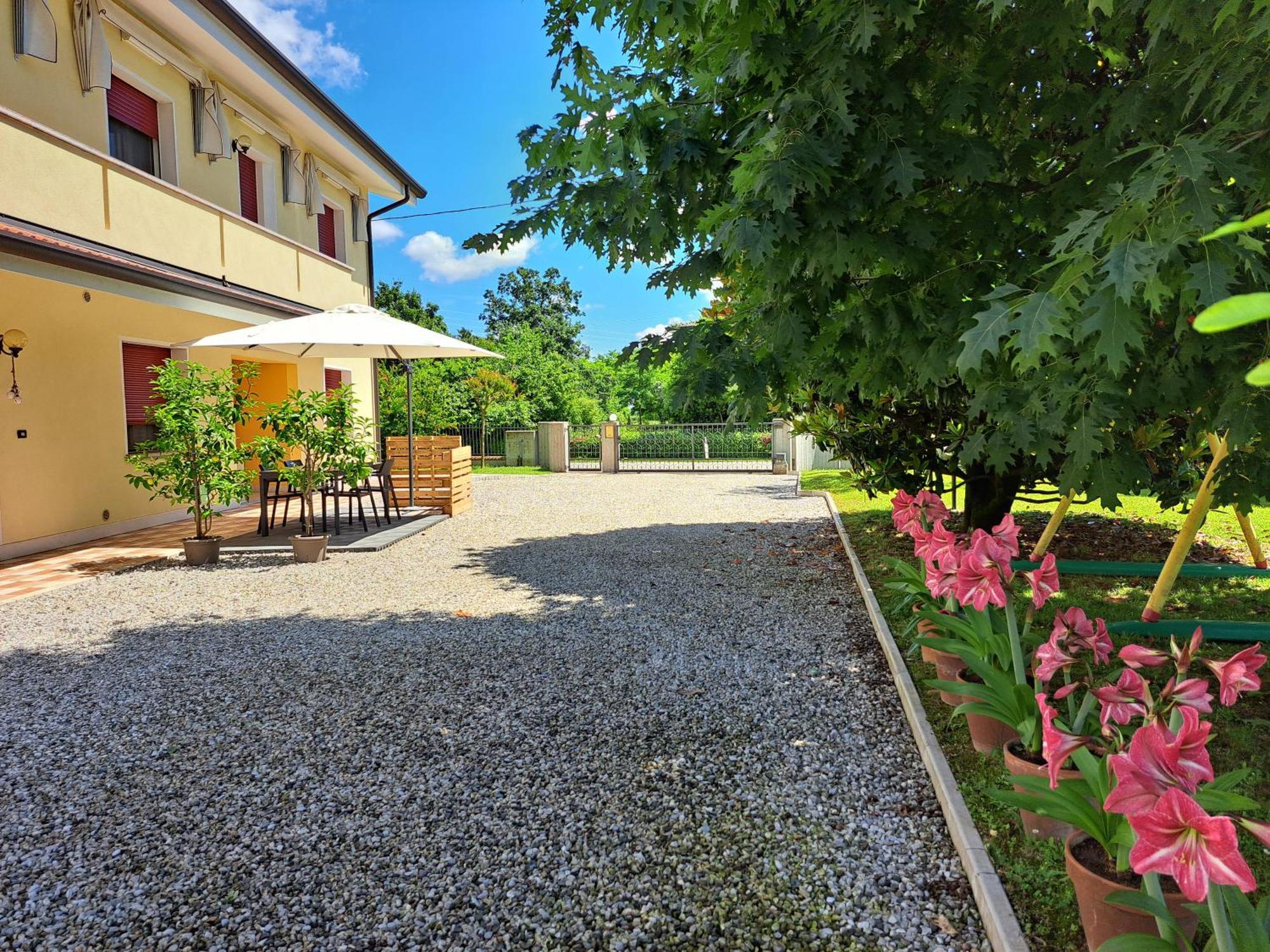 Borgo Barucchella Hotel Sant'Andra Kültér fotó